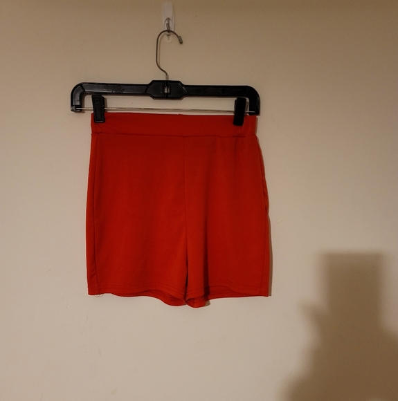 Red Biker Shorts 🚲 - Picture 2 of 2